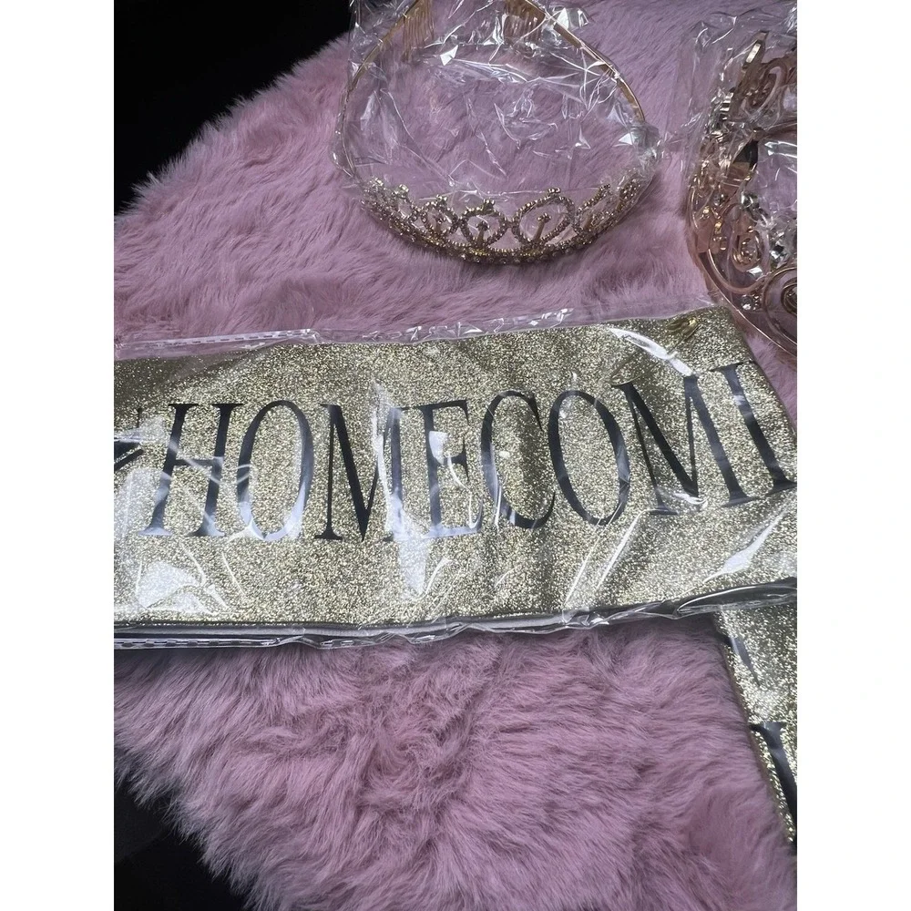 Retrowavy‎ 4 Piece Home Coming Prince,princess Tiara Shiny Satin Role (gold)